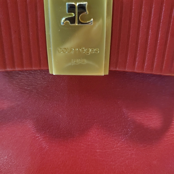 🌟FINAL🌟 1960s Courrages Red Leather Bucketbag. - Picture 2 of 9
